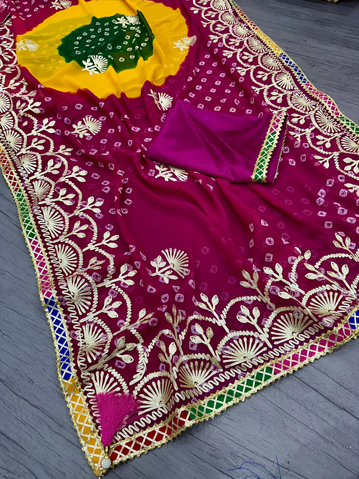 New Arrivals ❣️❣️ NEW CONCEPT IN PURE BANDHANI SAREE 😊😊