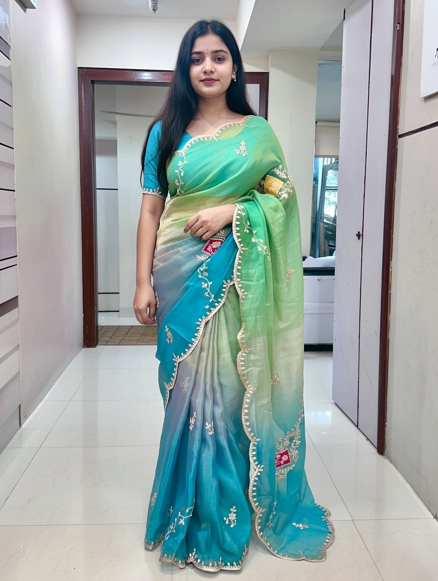 GOLD CRUSH SAREE